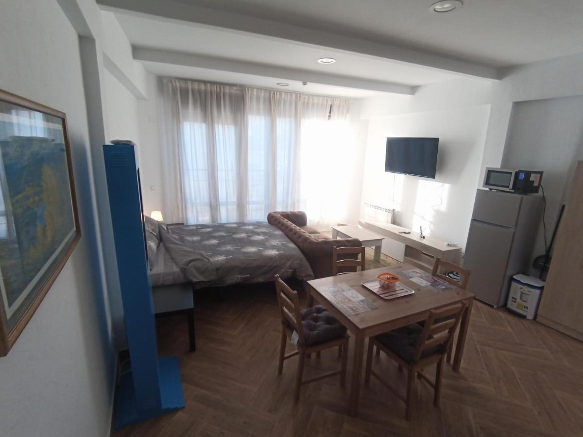 Mini Loft Apartment Becerril de la Sierra Ngoại thất bức ảnh