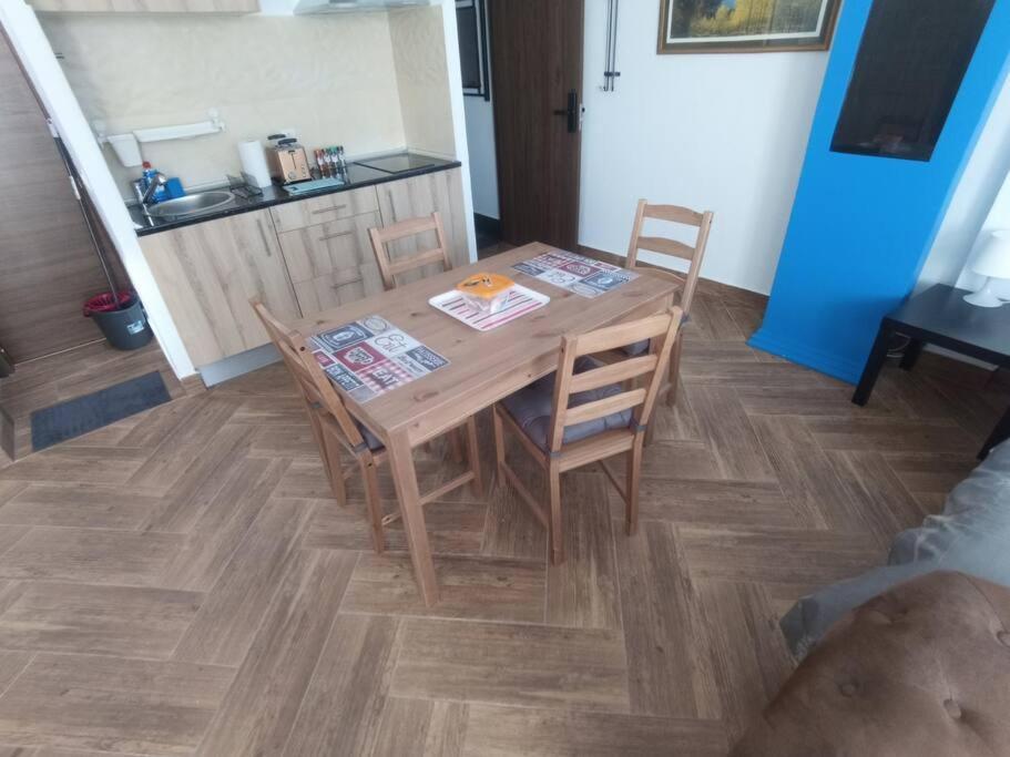 Mini Loft Apartment Becerril de la Sierra Ngoại thất bức ảnh